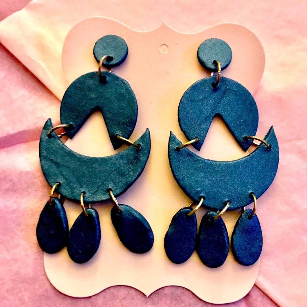 Earings
